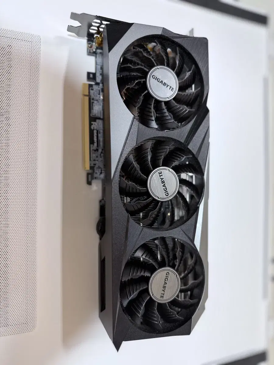 (직거래-2만원) 기가바이트 rtx 3070 gaming oc v2